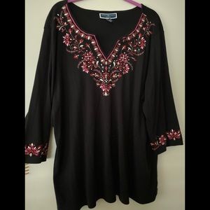 Decorative black top